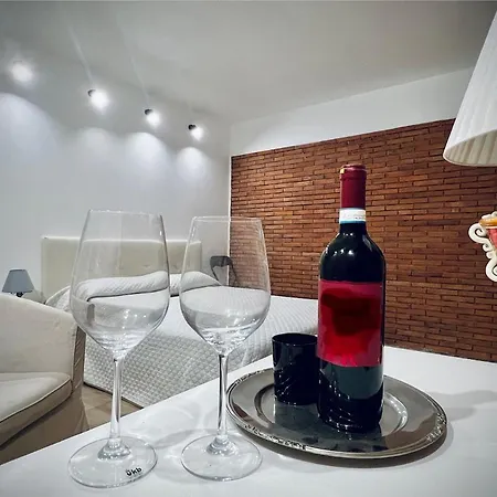 빌라 Domus In Villa, Swimming Pool And Private Parking *